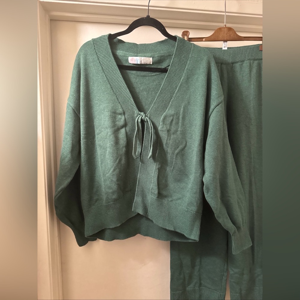 NWOT Free People Beach Solar Sweater 2 Piece Set Size Pine Heather $128